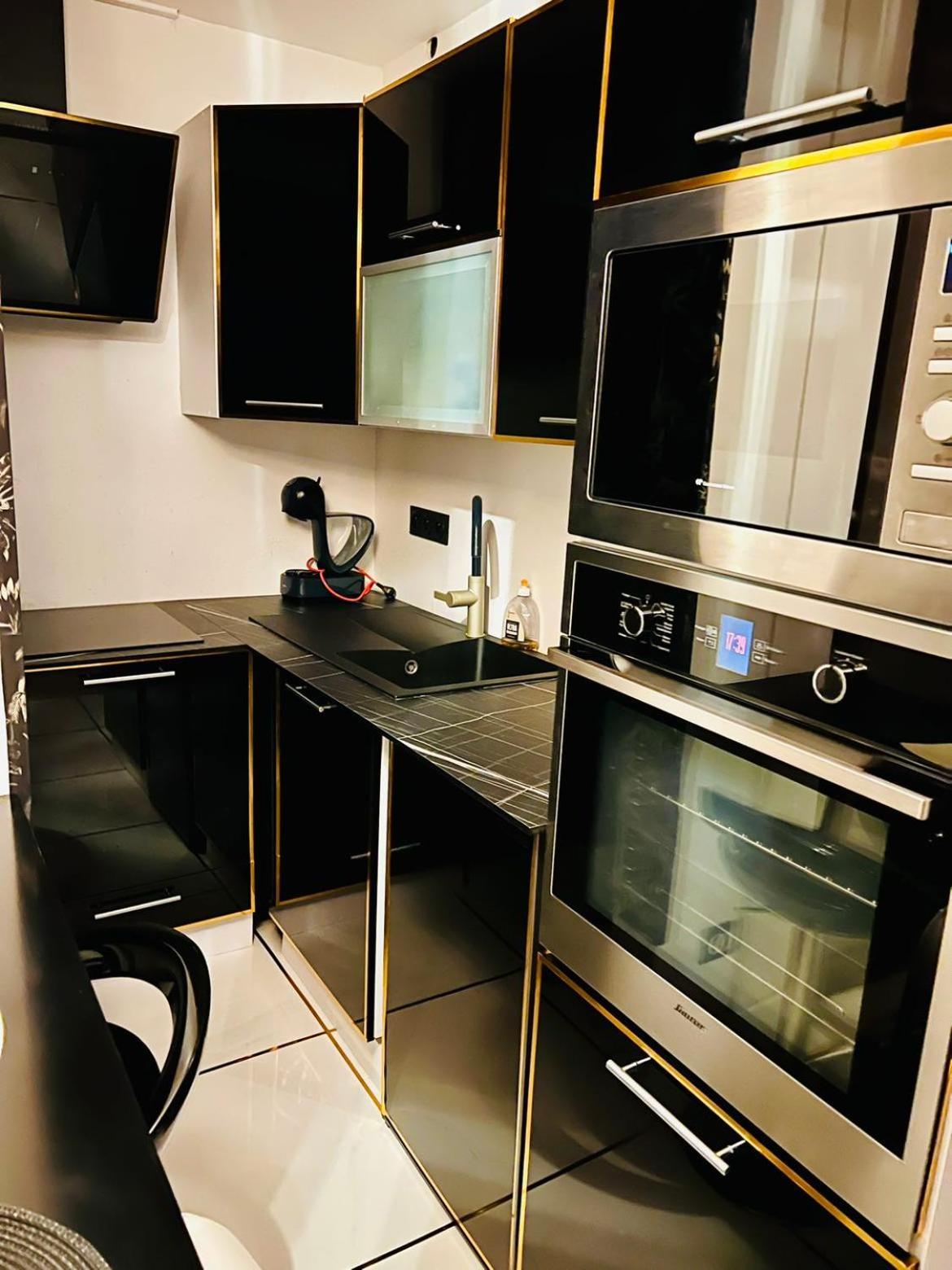 Appartement Moderne Vieille Ville Parking Gratuit Annecy Exterior photo